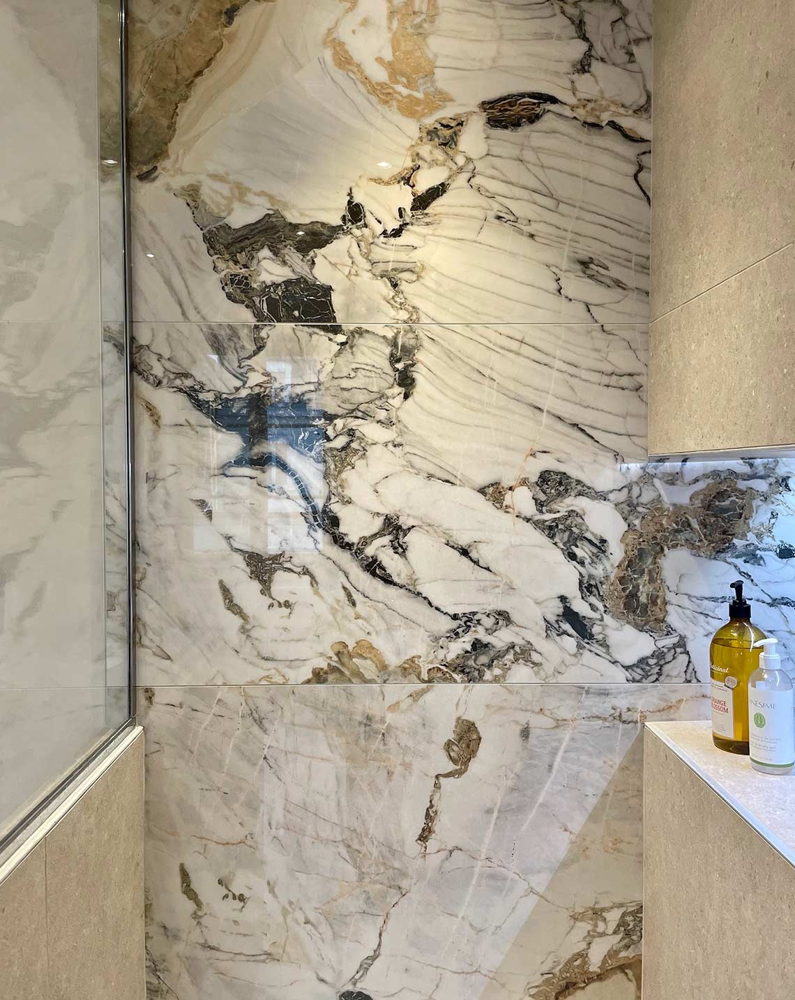 Nouvelles photos du Showroom à Lyon