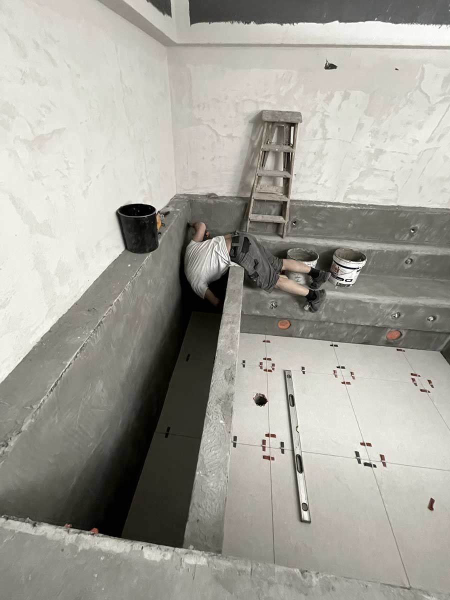 Travaux en cours de réalisation pour la création d'un SPA sur-mesure à Lyon