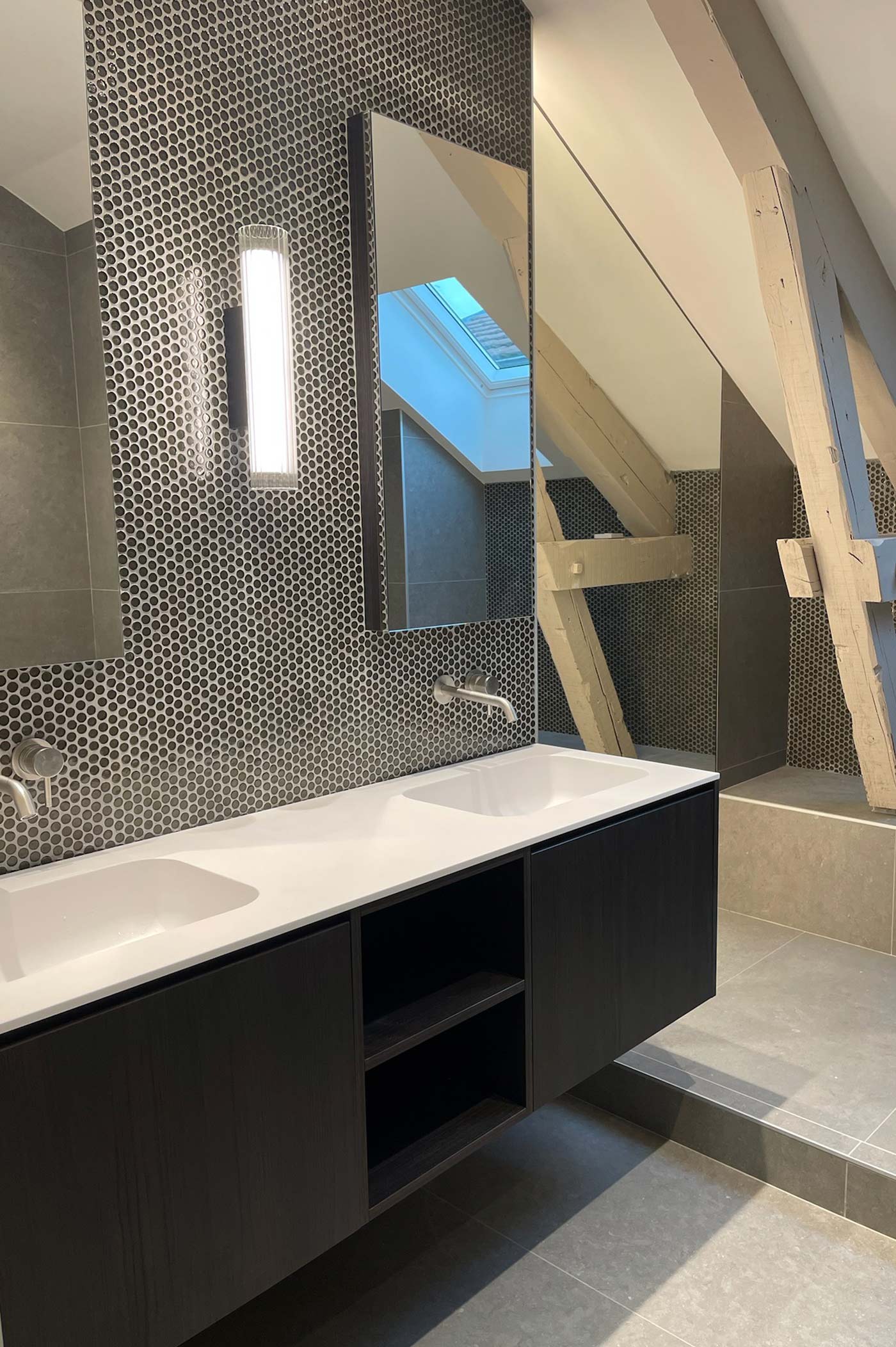 Salle de bains sous les toits, travaux et rénovation