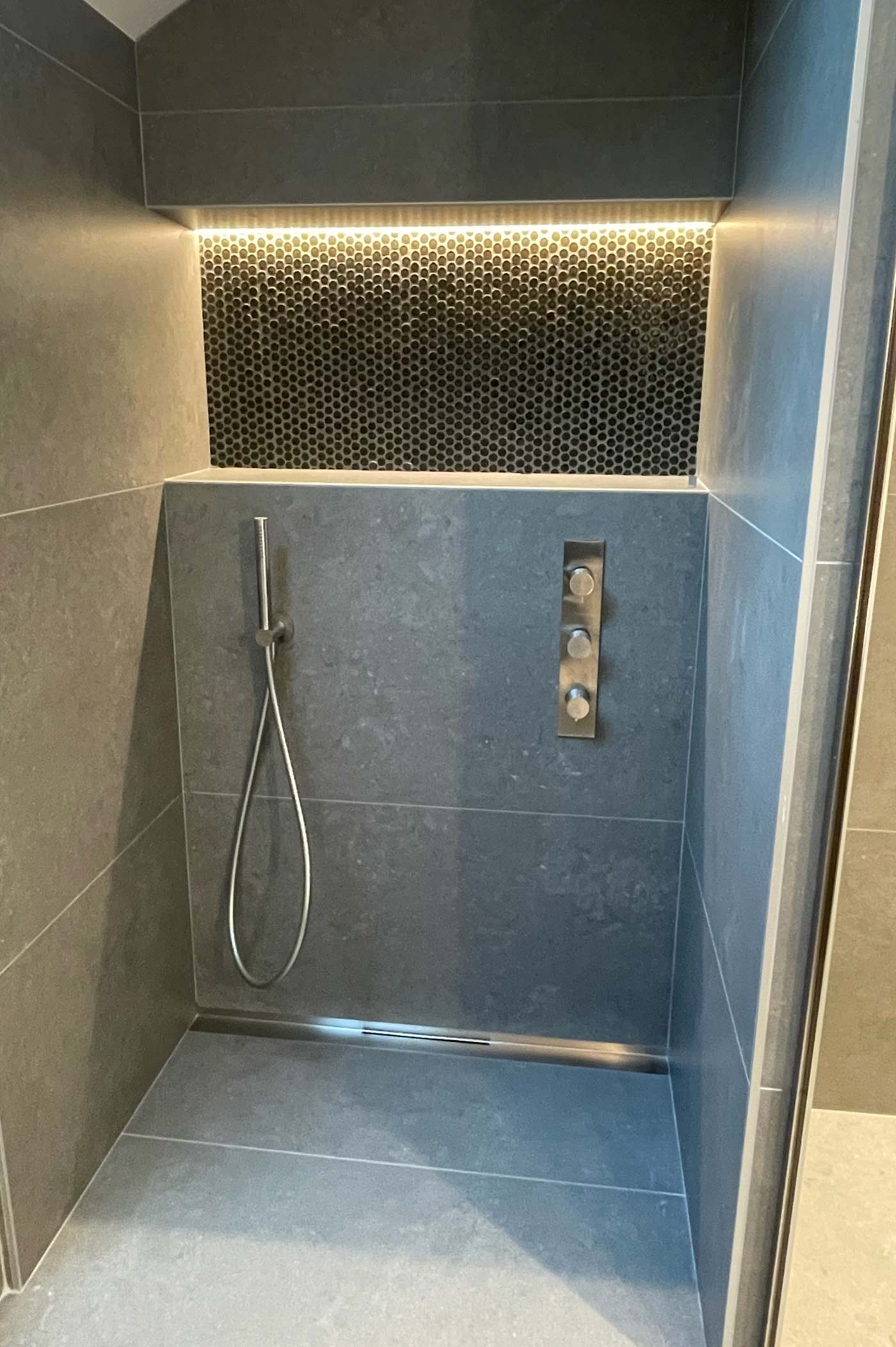 Salle de bains sous les toits, travaux et rénovation