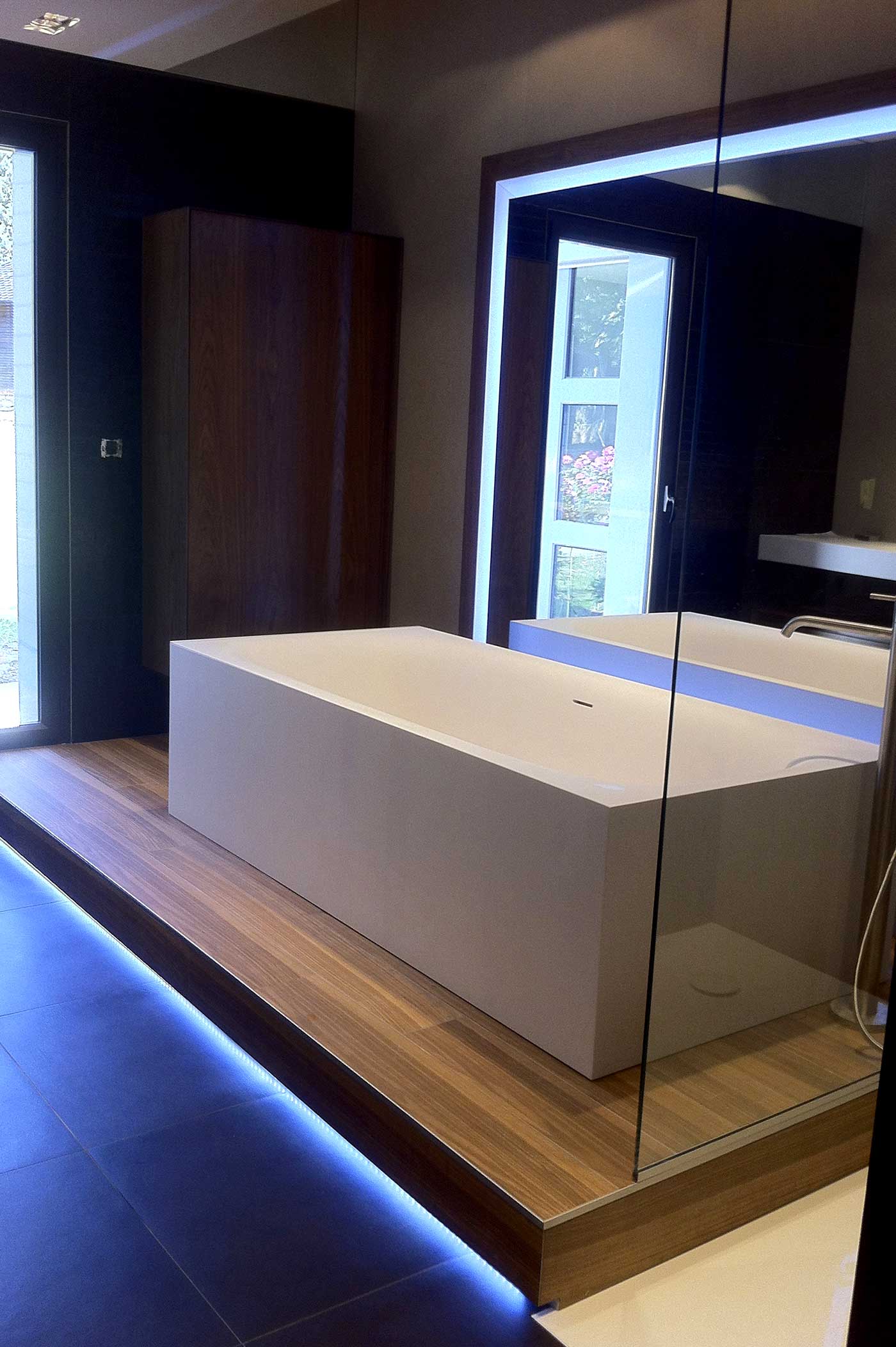 Salle de bains en pierre naturelle à Lyon