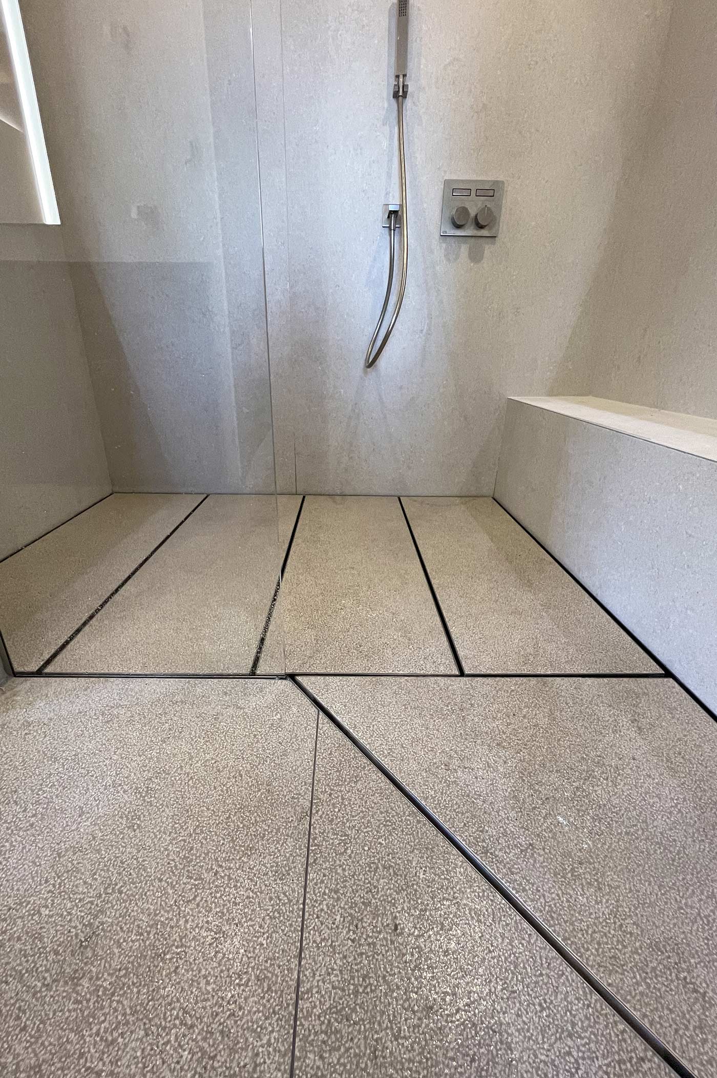 Rénovation salle de bains en pierre à Lyon / Rhône-Alpes