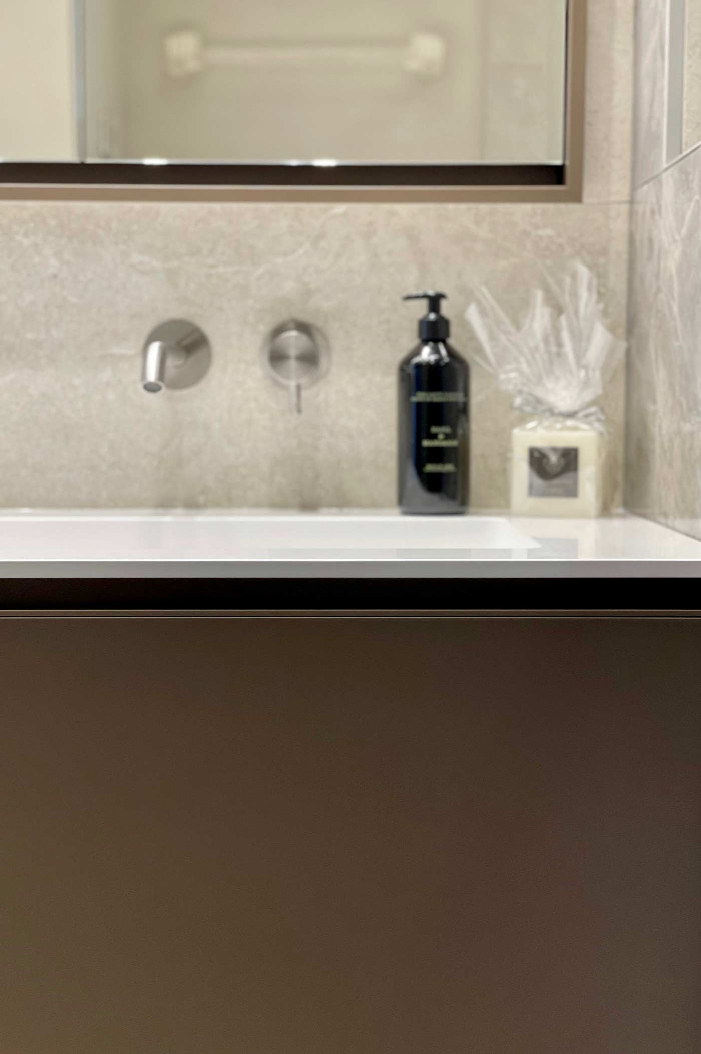 Rénovation salle de bains en pierre à Lyon / Rhône-Alpes